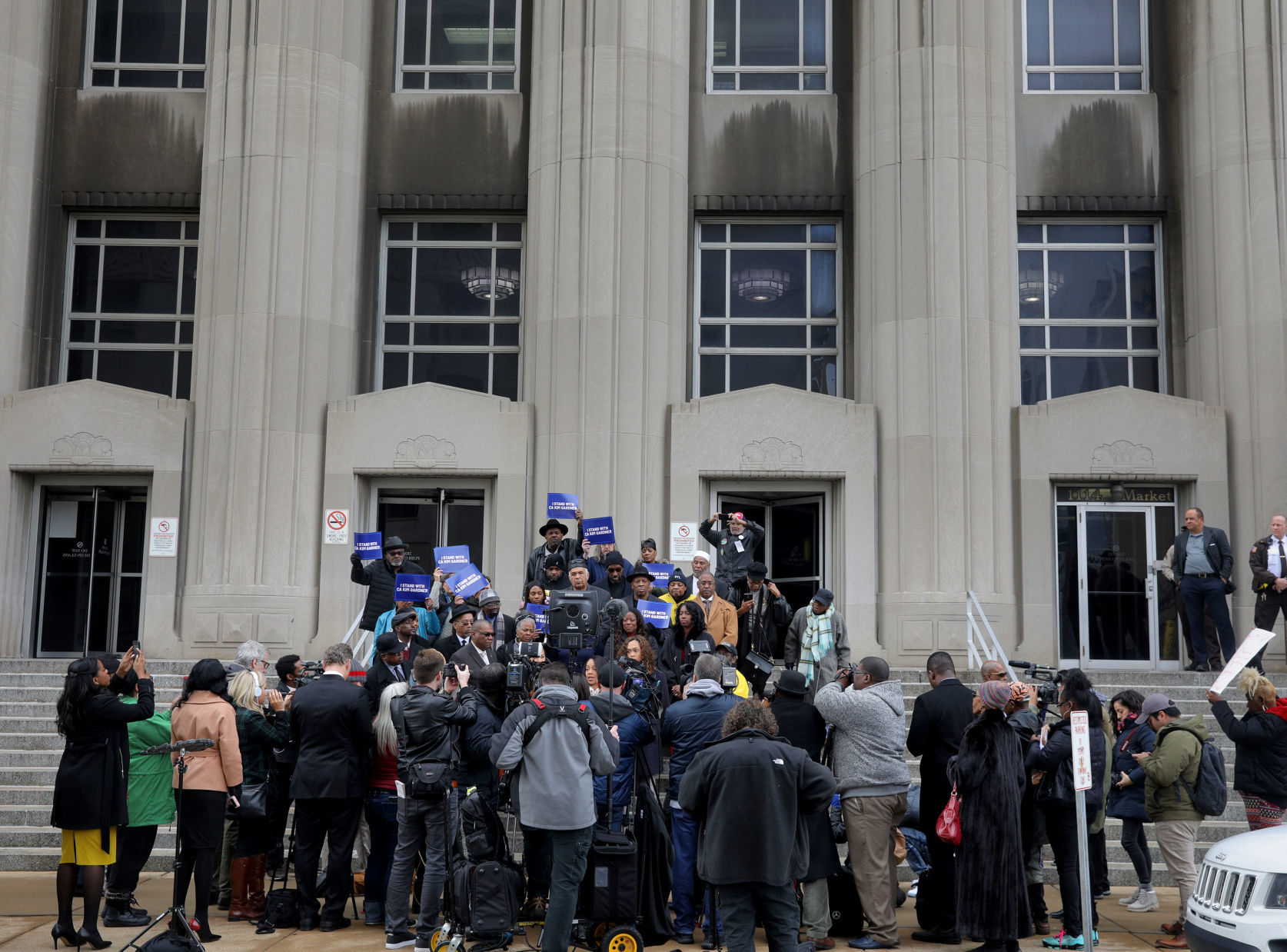 Prosecutors from around the country rally for Gardner